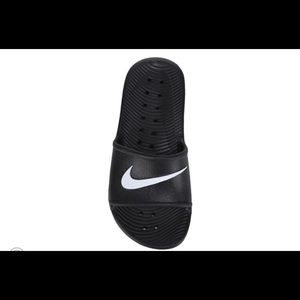 Nike Shower Sandals Size 7